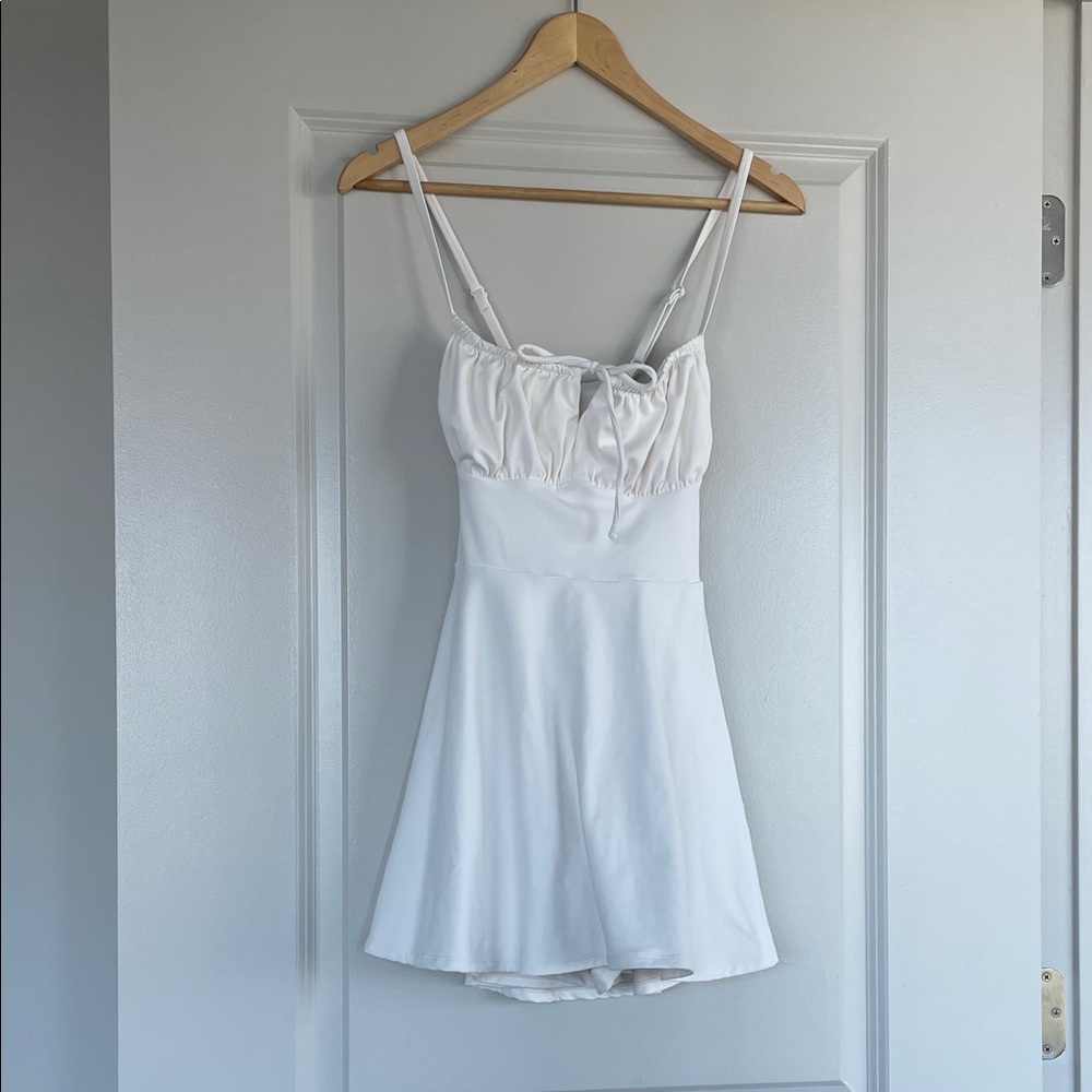 Blogilates tie front athletic dress in white 🐚
